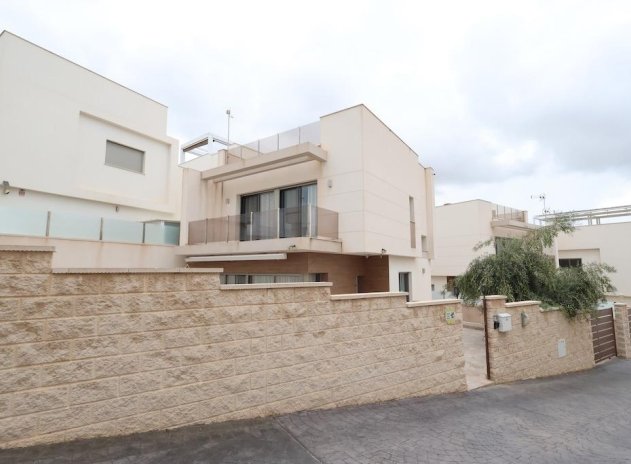 Herverkoop - Villa - Orihuela Costa - Villamartín