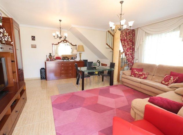 Resale - Villa * - Orihuela Costa * - Las Filipinas *