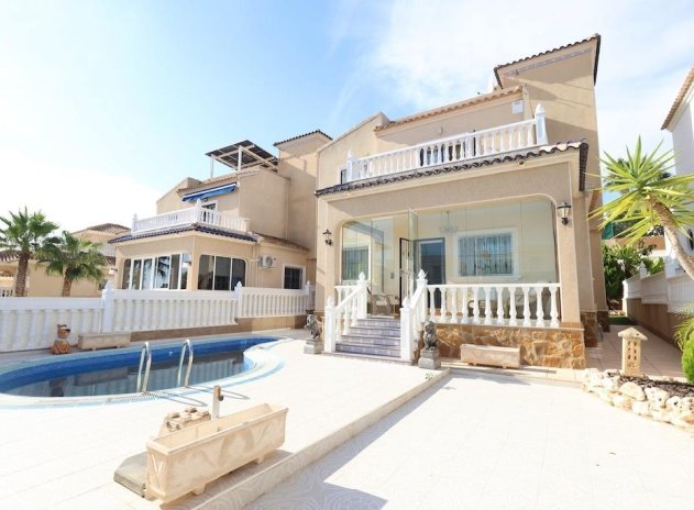Resale - Villa * - Orihuela Costa * - Las Filipinas *