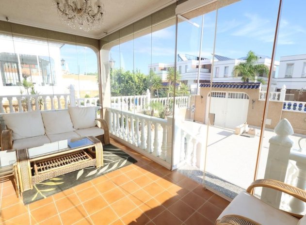 Resale - Villa * - Orihuela Costa * - Las Filipinas *