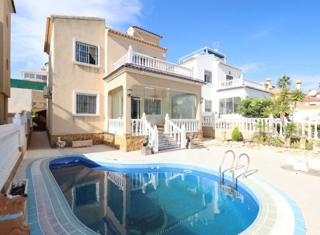 Resale - Villa * - Orihuela Costa * - Las Filipinas *