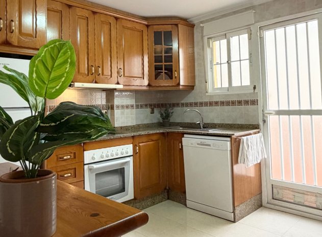 Herverkoop - Villa - Orihuela Costa