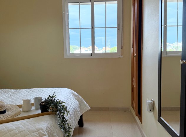 Herverkoop - Villa - Orihuela Costa