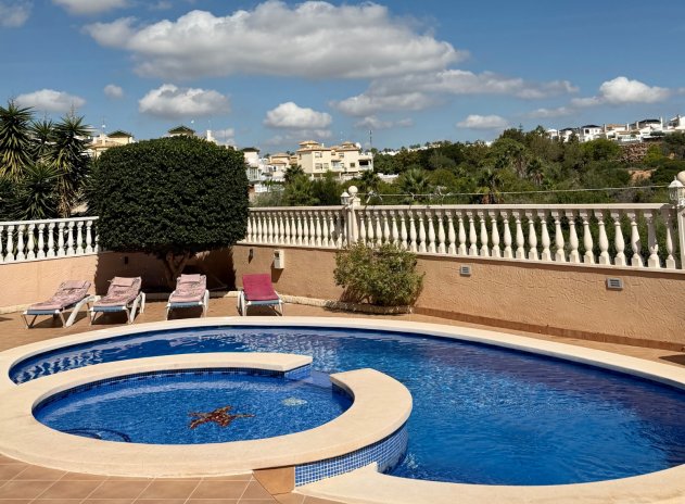 Herverkoop - Villa - Orihuela Costa