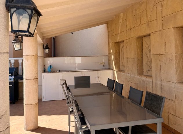 Herverkoop - Villa - Orihuela Costa