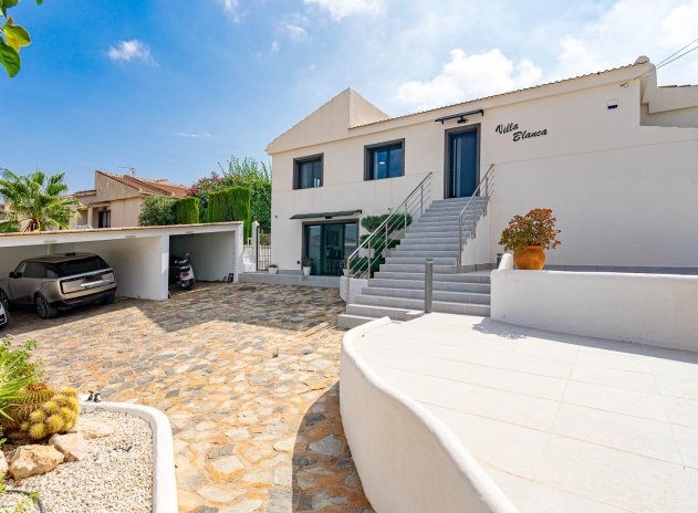 Revente - Villa - Orihuela Costa - Villamartin