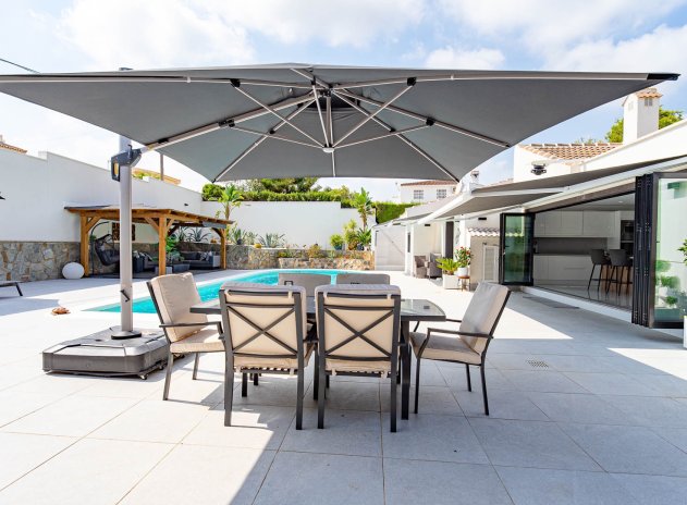 Revente - Villa - Orihuela Costa - Villamartin