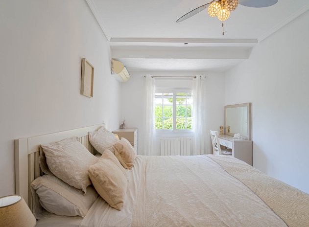Revente - Villa - Orihuela Costa - Villamartin