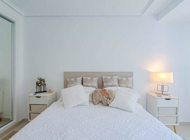 Revente - Villa - Orihuela Costa - Villamartin
