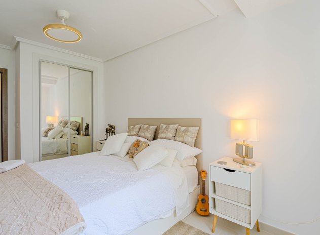 Revente - Villa - Orihuela Costa - Villamartin