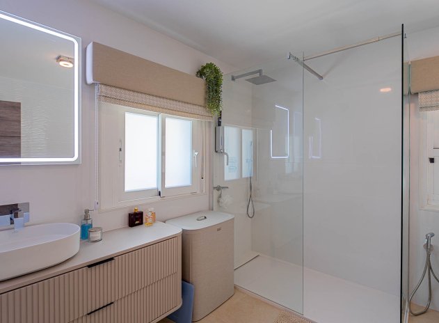 Revente - Villa - Orihuela Costa - Villamartin