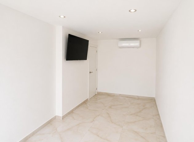 Resale - Townhouse * - Torrevieja * - Los Balcones *