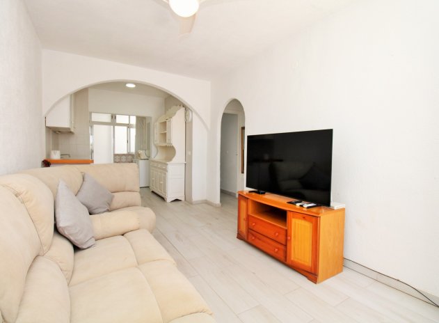 Wiederverkauf - Wohnung - Villamartin - Villamartín