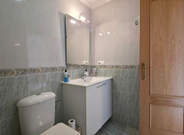 Resale - Apartment / Flat * - Torrevieja * - Torreblanca *