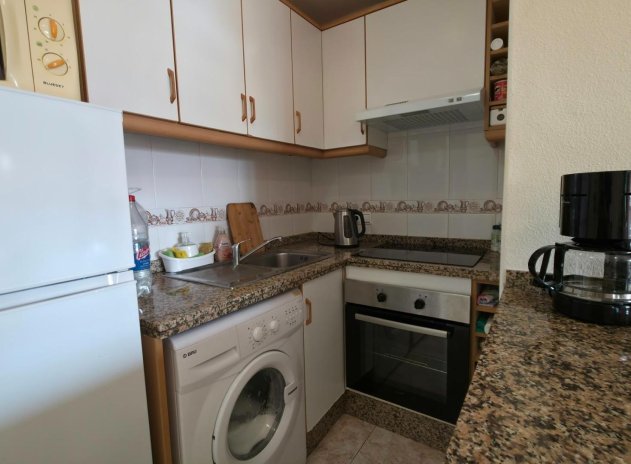 Resale - Apartment / Flat * - Torrevieja * - Torreblanca *
