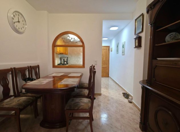 Wiederverkauf - Wohnung - Torrevieja