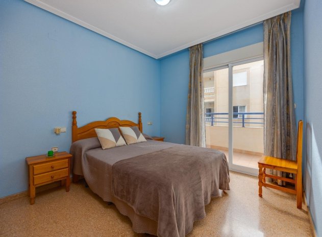 Reventa - Apartamento / Piso - Torrevieja
