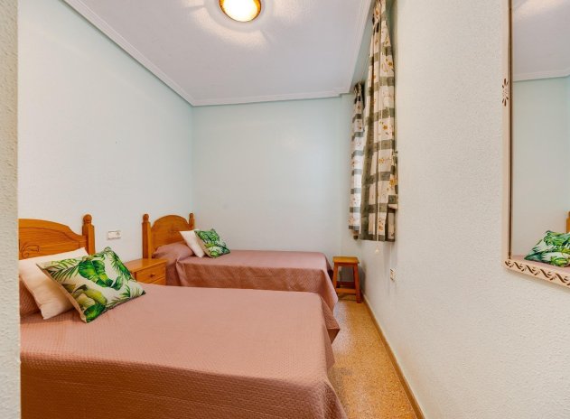 Reventa - Apartamento / Piso - Torrevieja