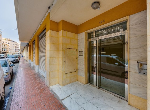 Reventa - Apartamento / Piso - Torrevieja