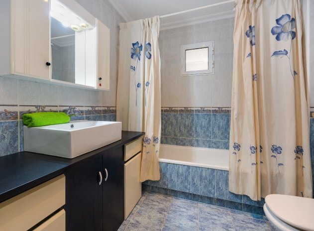 Reventa - Apartamento / Piso - Torrevieja