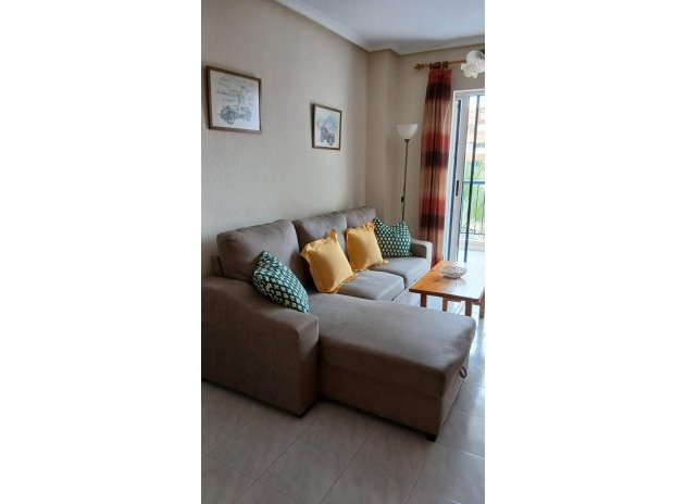 Reventa - Apartamento / Piso - Torrevieja - La Mata