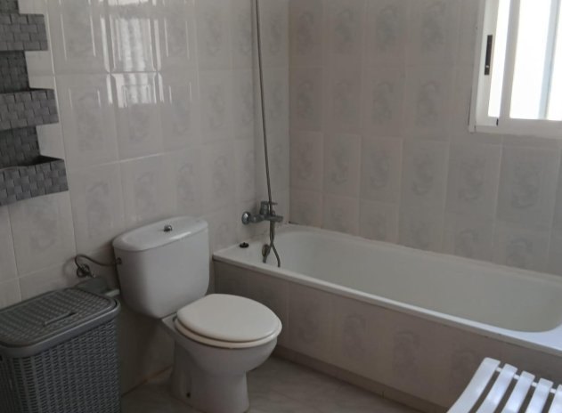 Reventa - Apartamento / Piso - Torrevieja - La Mata