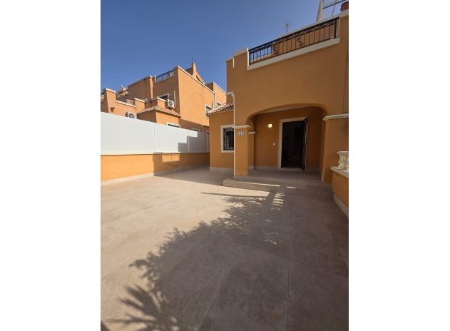 Resale - Villa * - Orihuela Costa * - La Florida *