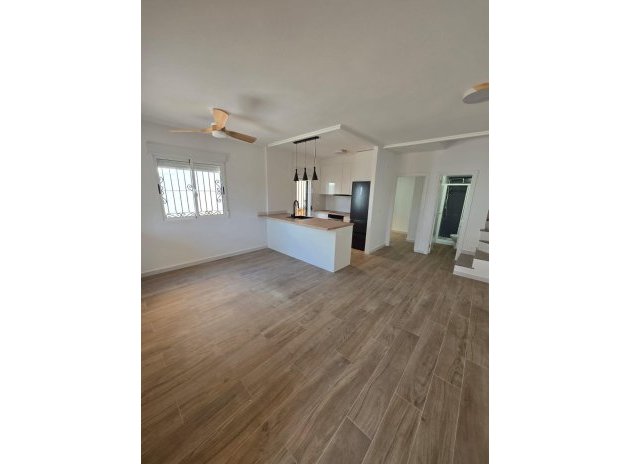 Resale - Villa * - Orihuela Costa * - La Florida *
