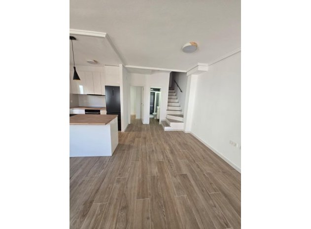 Resale - Villa * - Orihuela Costa * - La Florida *