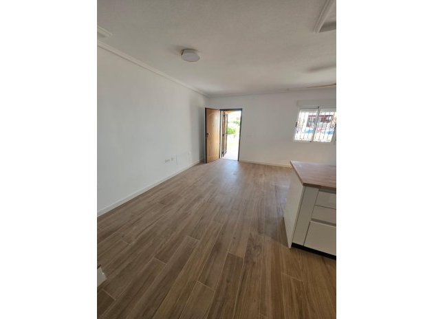 Resale - Villa * - Orihuela Costa * - La Florida *