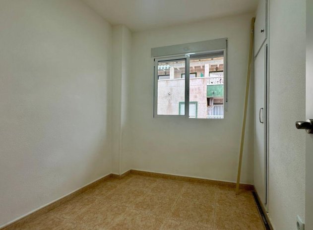 Reventa - Apartamento / Piso - Torrevieja