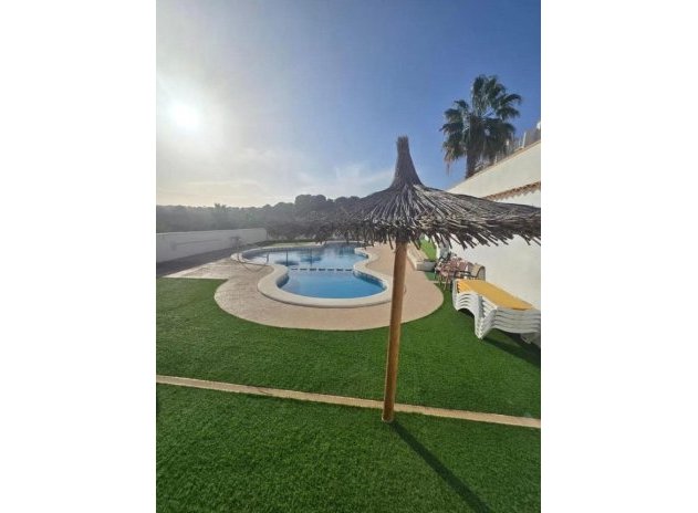Herverkoop - Villa - Orihuela Costa - Lomas de Cabo Roig