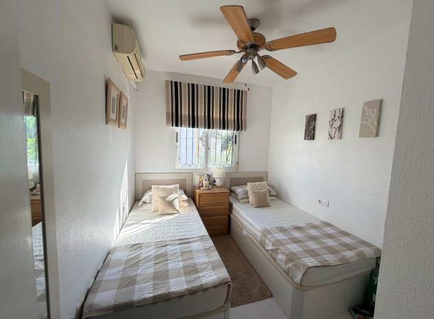 Resale - Townhouse * - Orihuela * - Entre Naranjos *