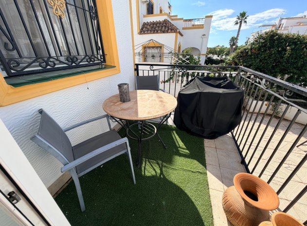 Herverkoop - Rijwoning - Orihuela - Entre Naranjos