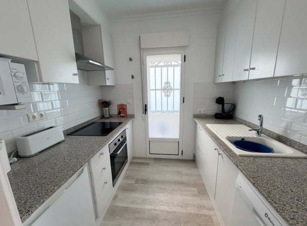 Herverkoop - Rijwoning - Orihuela - Entre Naranjos