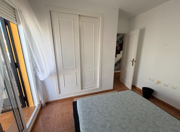 Herverkoop - Rijwoning - Orihuela - Entre Naranjos