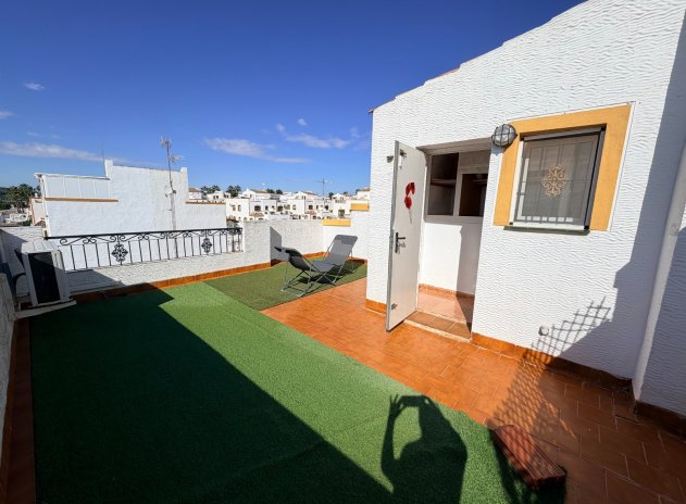 Herverkoop - Rijwoning - Orihuela - Entre Naranjos