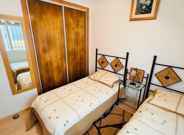 Herverkoop - Villa - Los Montesinos - La Herrada