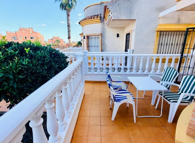 Herverkoop - Villa - Los Montesinos - La Herrada