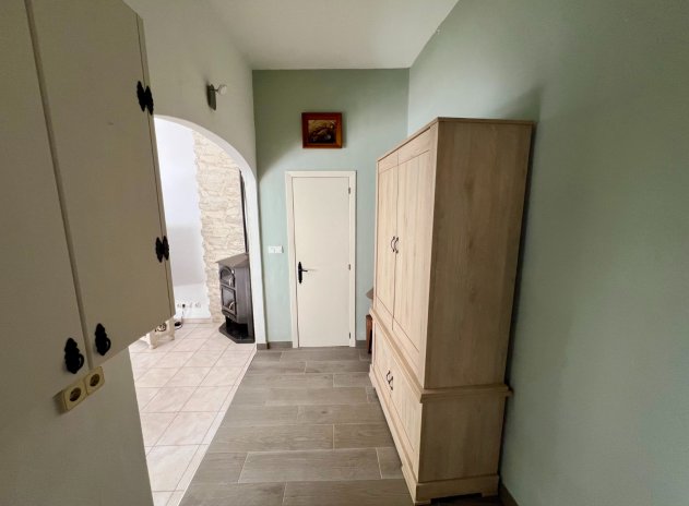Resale - Villa * - Benferri *