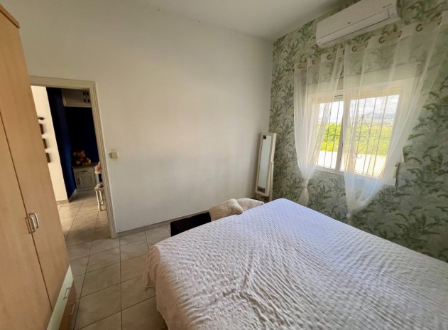 Resale - Villa * - Benferri *