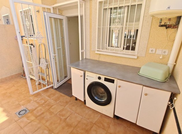 Herverkoop - Rijwoning - Villamartin - Las Filipinas