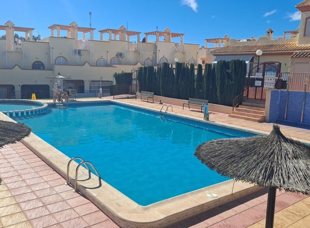 Herverkoop - Rijwoning - Villamartin - Las Filipinas