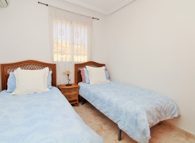 Herverkoop - Rijwoning - Villamartin - Villamartín