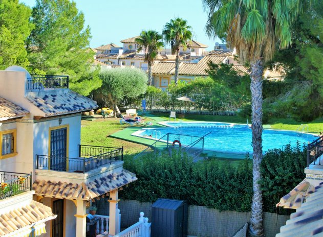 Herverkoop - Rijwoning - Villamartin - Villamartín