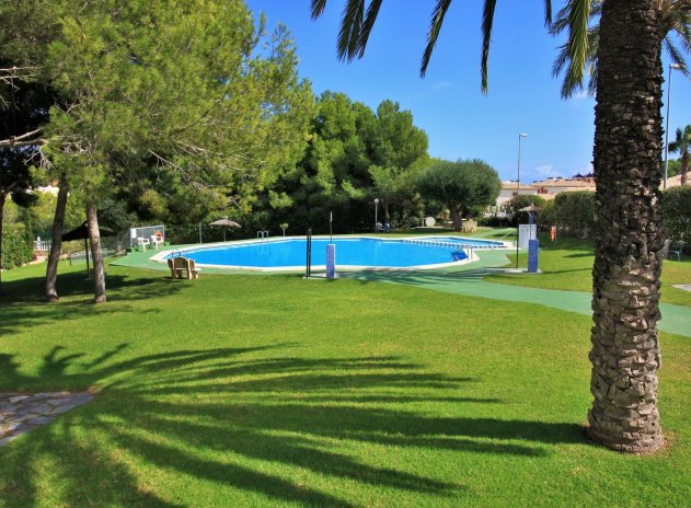Herverkoop - Rijwoning - Villamartin - Villamartín