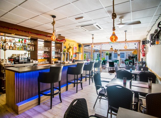 Revente - Commercial - Orihuela - Los Balcones Y los Altos