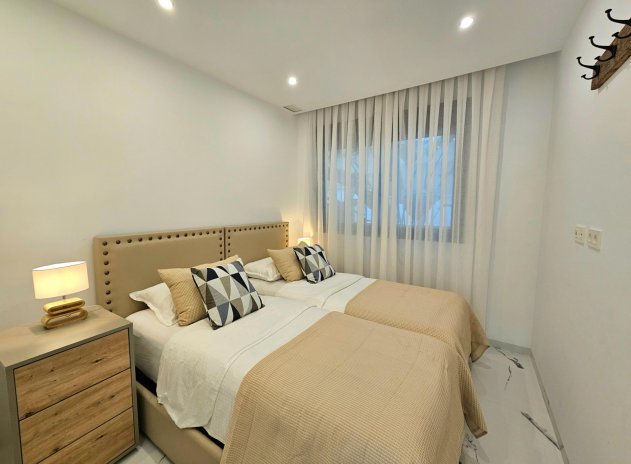Resale - Apartment / Flat * - Gran Alacant * - Monte y Mar Alto