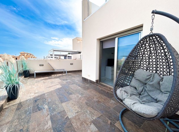 Reventa - Villa - Villamartin - Villamartín