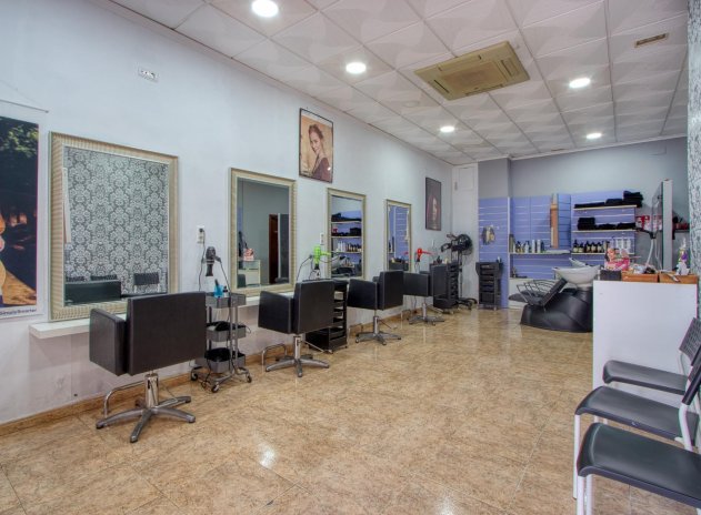 Reventa - Commercial Unit - Torrevieja - La Mata